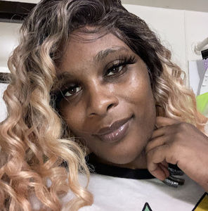 Meet your Posher, Mel